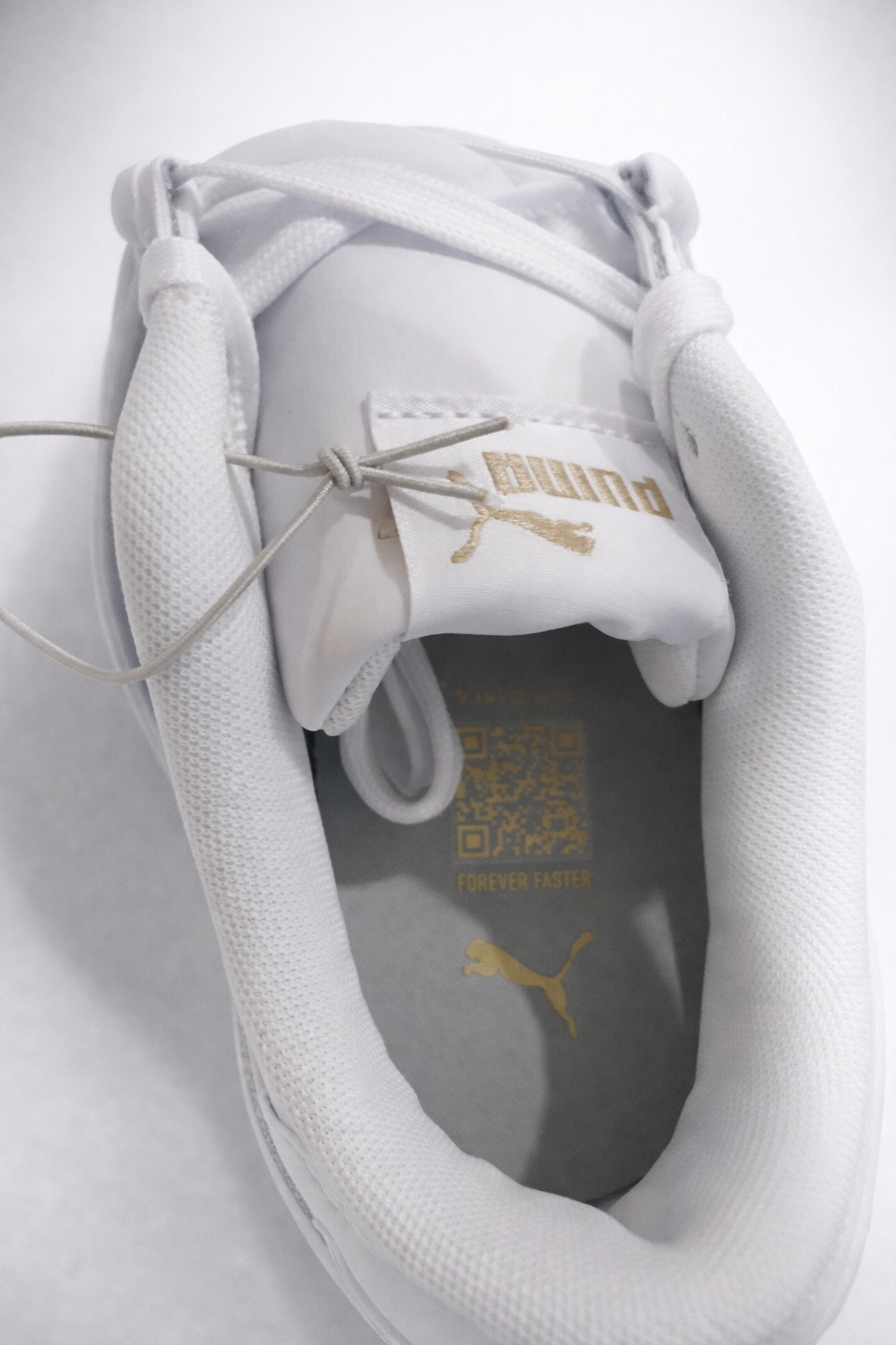 Puma Chunky Sneakers -- White